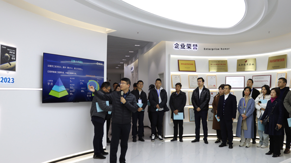 b5077db7-bbc1-4d3a-8d63-0044b63321ef b5077db7-bbc1-4d3a-8d63-0044b63321ef